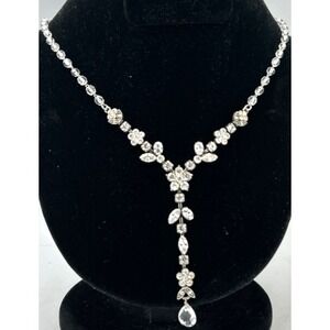 Rhinestone Floral Y-Drop Necklace Sparkling Silver Tone Dangling Pendant